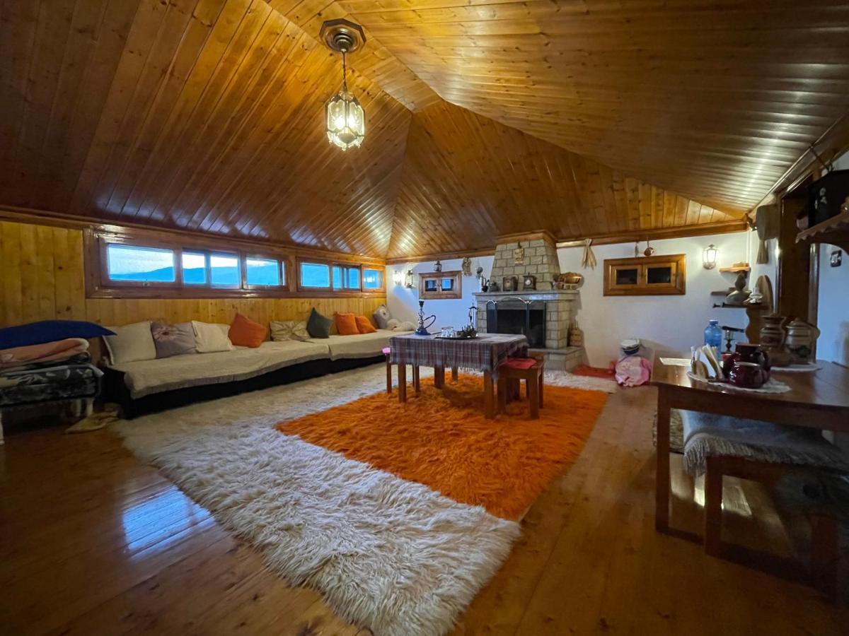 בראט Raisa Guesthouse 12 מראה חיצוני תמונה