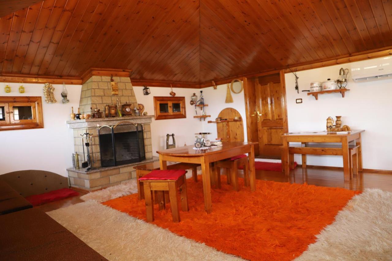 בראט Raisa Guesthouse 12 מראה חיצוני תמונה