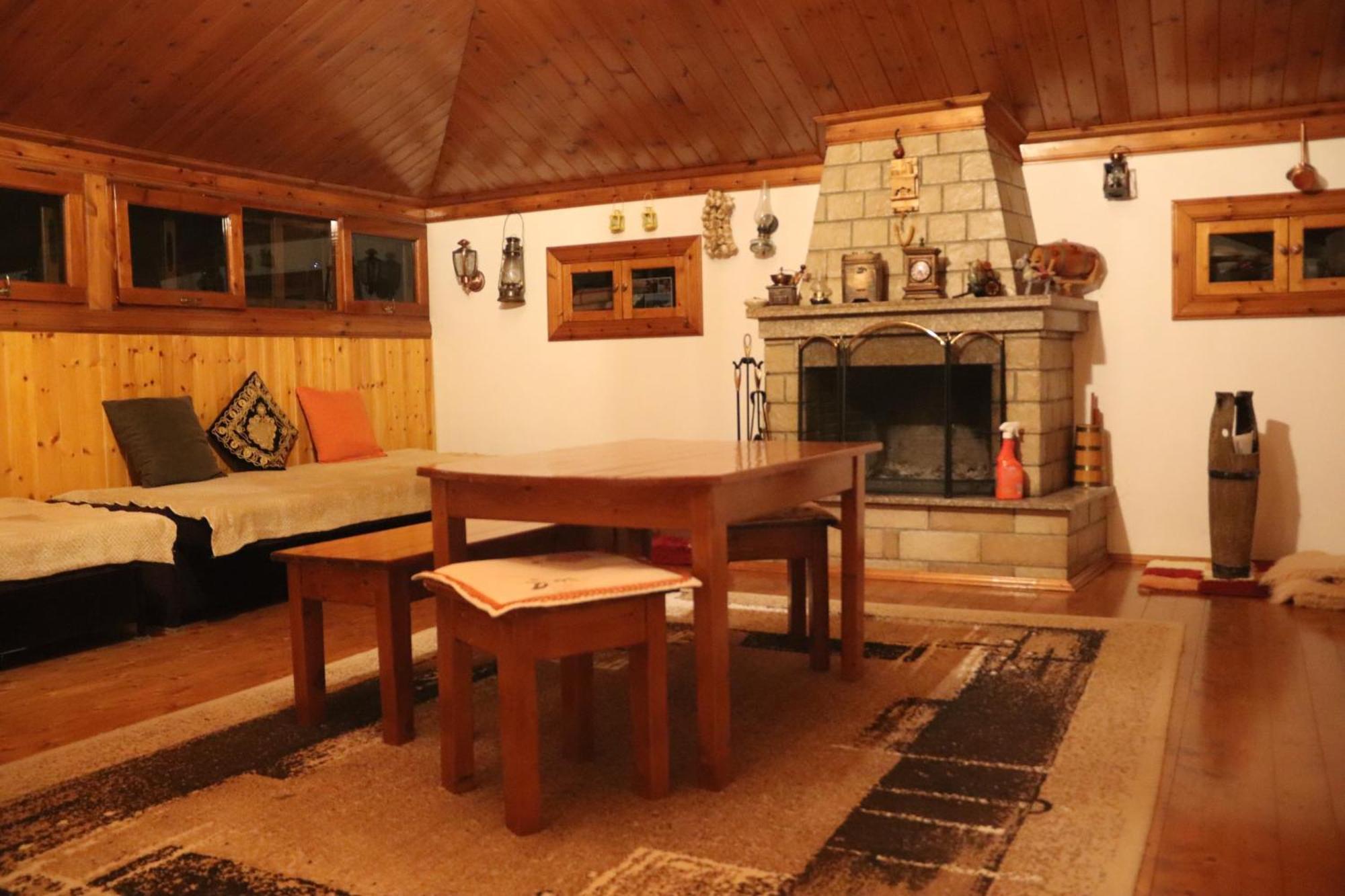 בראט Raisa Guesthouse 12 מראה חיצוני תמונה