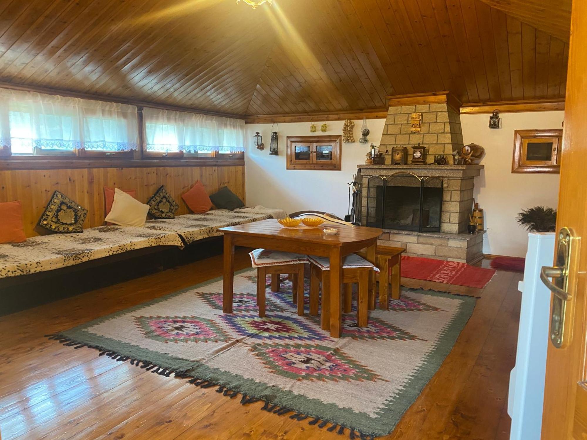 בראט Raisa Guesthouse 12 מראה חיצוני תמונה