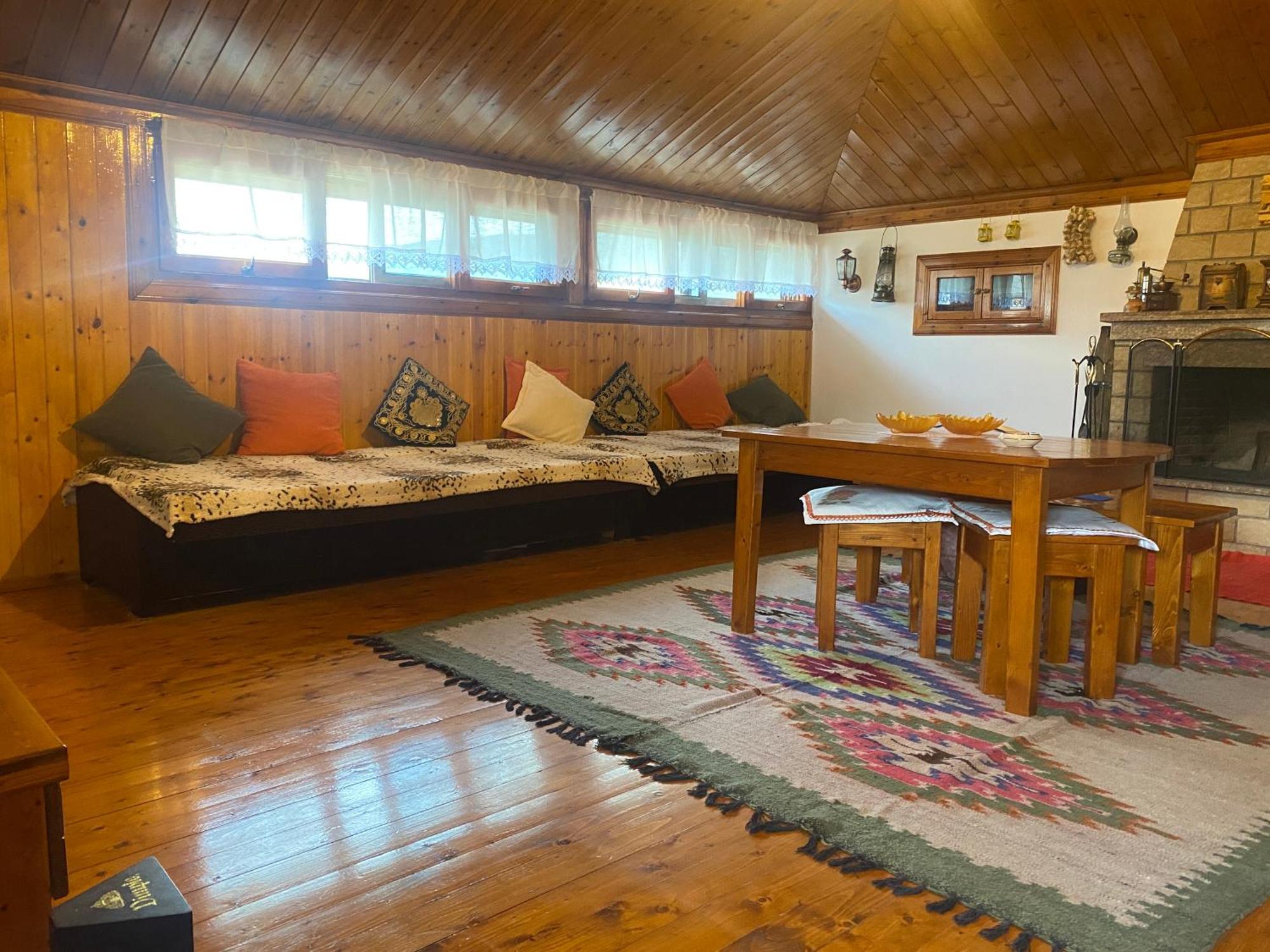 בראט Raisa Guesthouse 12 מראה חיצוני תמונה